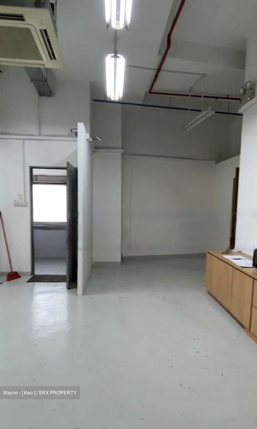 Techniques Centre (D14), Factory #456425461